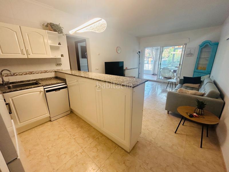 Foto f4cbaae9-bfa3-4bd3-99c7-81f32712c0fd. Piano terra con parcheggio piscina in Les Bassetes - El Marjal Dénia