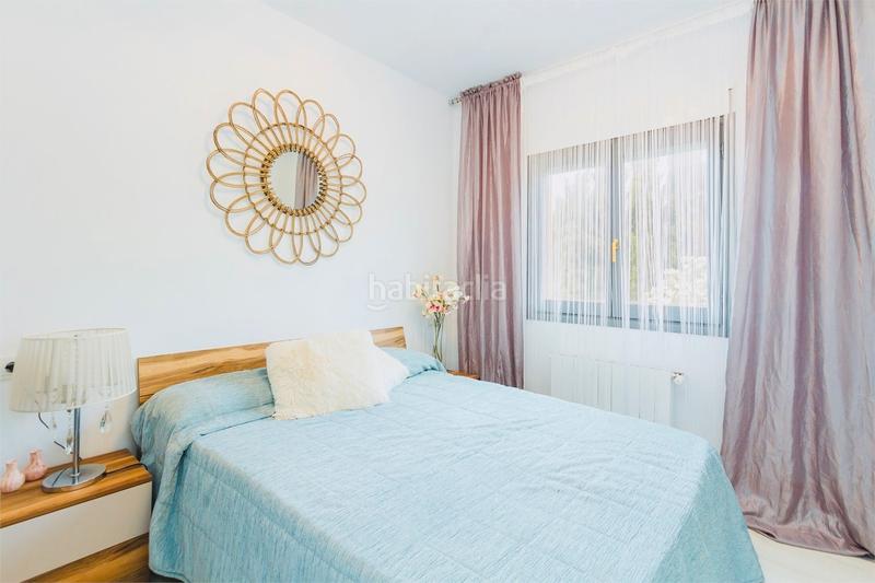 Foto 0f1342ad-9ea8-4e65-8be7-7d6eaef1a63e. Casa a schiera con camino riscaldamento parcheggio piscina in Pedreguer