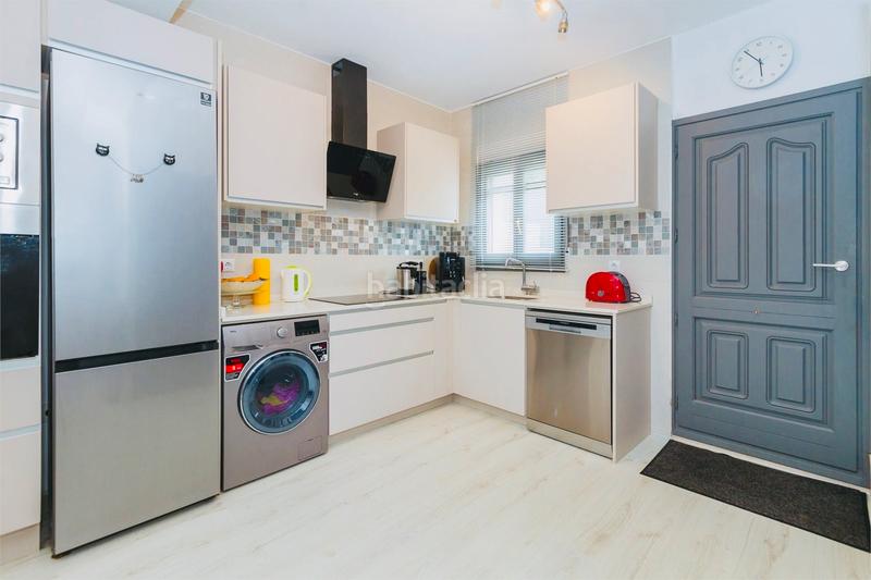 Foto 46a14203-586a-4191-b633-02a08cfd8163. Casa a schiera con camino riscaldamento parcheggio piscina in Pedreguer