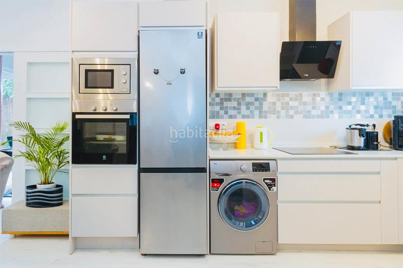 Foto badef891-aa89-45a8-90f8-d397d787f503. Casa a schiera con camino riscaldamento parcheggio piscina in Pedreguer