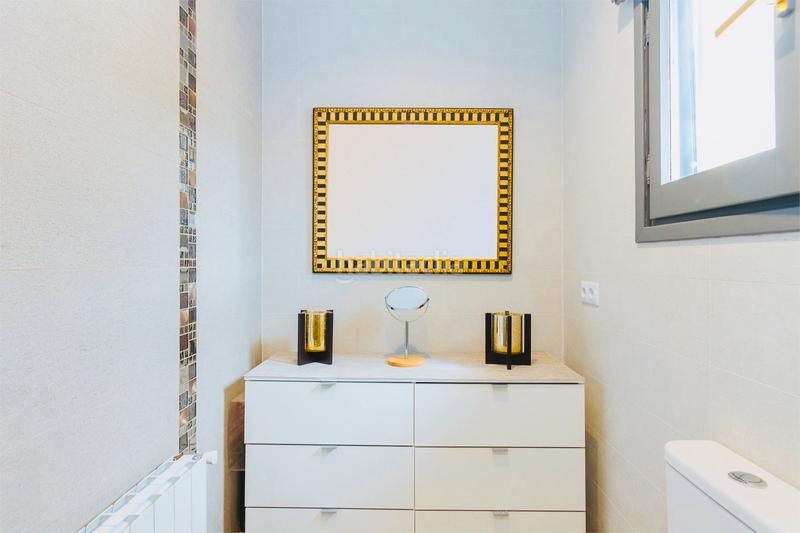 Foto efa3aa0a-e544-46e0-880d-89a999f6bfb8. Casa a schiera con camino riscaldamento parcheggio piscina in Pedreguer