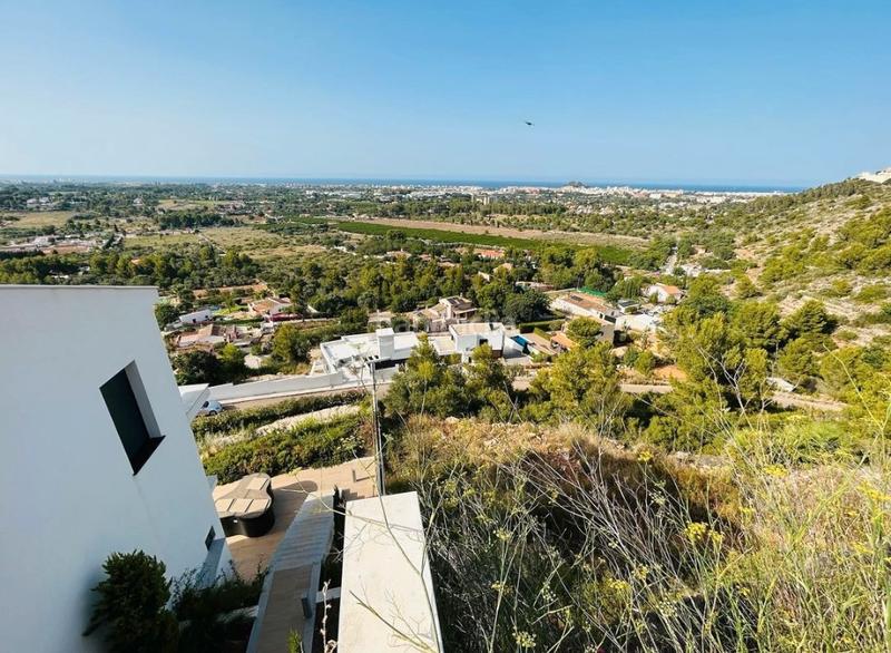 Foto b15a1e98-83a0-4b67-9d21-0d3f5a55500f. Residential plot in El Montgó Dénia