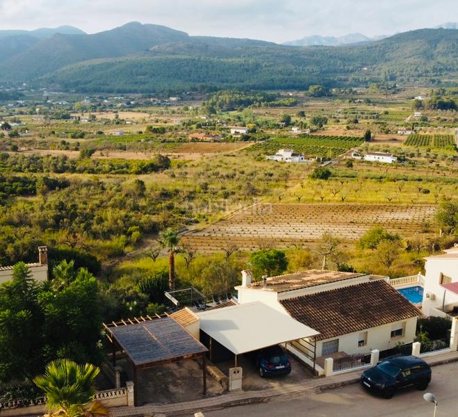 Foto 772a0fa1-1a22-4fa9-9fac-9149456c99e1. Chalet avec cheminée chauffage parking piscine dans Xaló