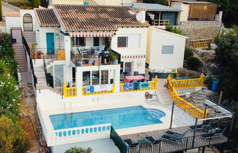 Foto ec895617-2c87-4b49-907e-16092db3840e. Chalet avec cheminée chauffage parking piscine dans Xaló