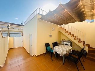 Casa adossada a Centro Urbano. En venta precioso adosado en els poblets!