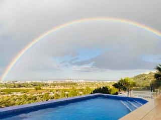 Chalet en La Pedrera-Vessanes. En venta precioso chalet de reciente construcción en dénia, en e