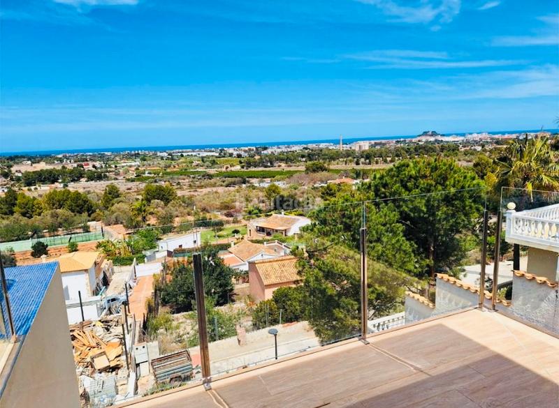 Foto 8aebc923-2ee6-4e55-9cd5-e7ef26bdc7b0. Chalet en venta precioso chalet de reciente construcción , en el montgó! en Dénia