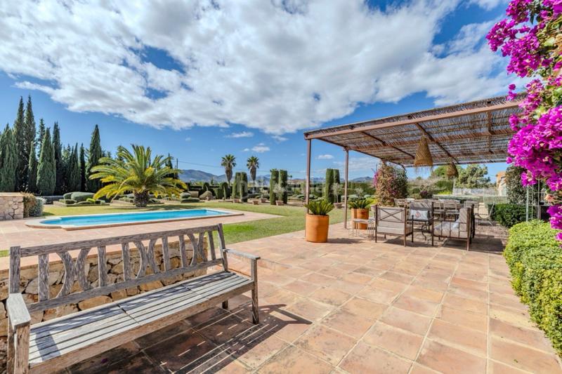 Foto 8128ed06-0787-4a5b-8f58-3d3eb745e6db. Chalet con parcheggio piscina in Jesús Pobre Dénia