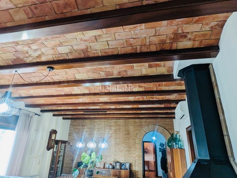 Foto fb5cfbd1-ae0b-4253-b2a8-2d8adaa56e0a. Chalet con camino riscaldamento parcheggio piscina in Oliva