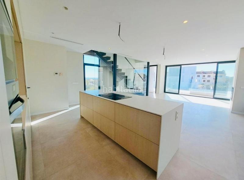 Foto a03a2d12-6f72-4312-87fd-b6fb091987bb. Chalet with fireplace parking pool in Oliva playa Oliva