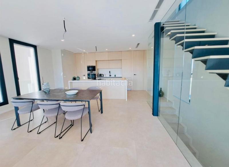 Foto aa7a2fb4-fc3f-4f27-a24e-96a1ef2cbd33. Chalet with fireplace parking pool in Oliva playa Oliva