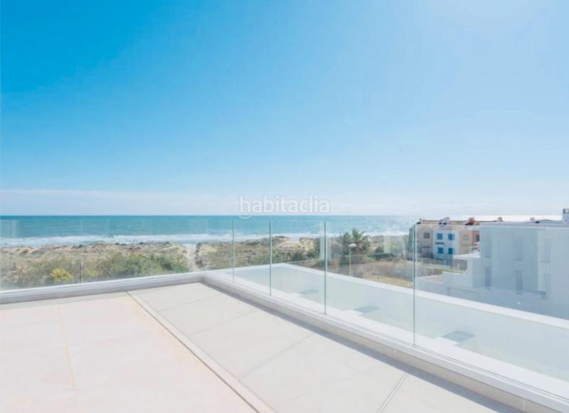 Foto d67a31c5-241e-4a2c-ac83-ade463d71a8e. Chalet with fireplace parking pool in Oliva playa Oliva