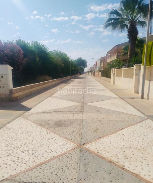 Foto a5c3c20a-4cea-4438-a291-bb653ac184e4. Terreny residencial a Oliva playa Oliva