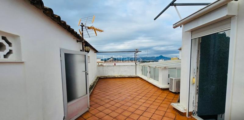 Foto 07239f4a-96c5-44c4-95fc-6a16c8a1fd09. Casa amb xemeneia calefacció aparcament a Oliva pueblo Oliva