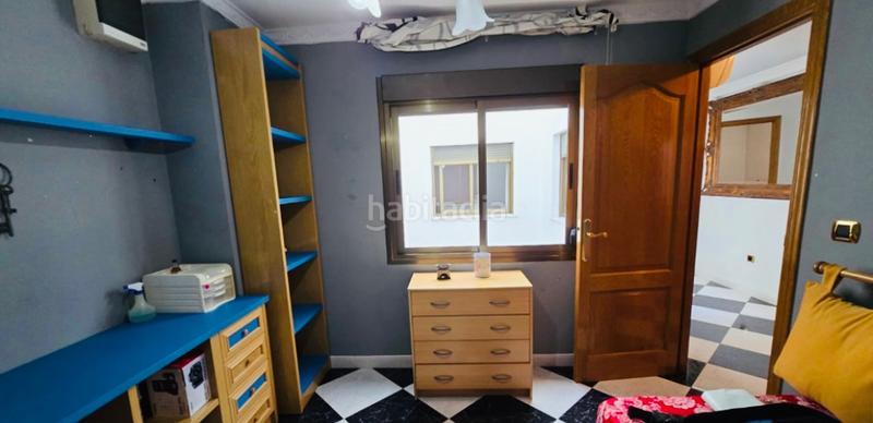 Foto 1bfa05ff-8db5-4133-bbdf-414e5f093d74. Casa amb xemeneia calefacció aparcament a Oliva pueblo Oliva