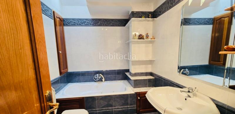 Foto b76b6439-8264-42ae-8eb0-bae21e6d3cf4. Casa amb xemeneia calefacció aparcament a Oliva pueblo Oliva