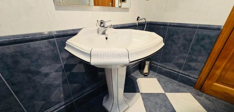 Foto cfa8f0d1-f09c-4c02-a386-c356ebb242fc. Casa amb xemeneia calefacció aparcament a Oliva pueblo Oliva