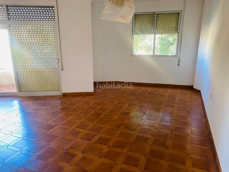 Foto 10625ae9-6e66-4aa2-ad18-be6afc6346ad. Edifici a Verger (el)