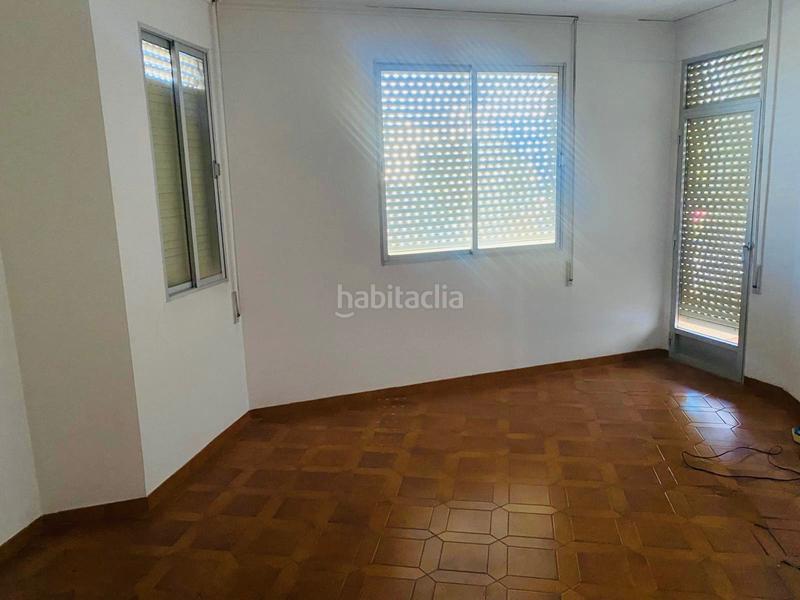 Foto 1774c688-df75-4dae-9594-284fb146cea8. Edifici a Verger (el)