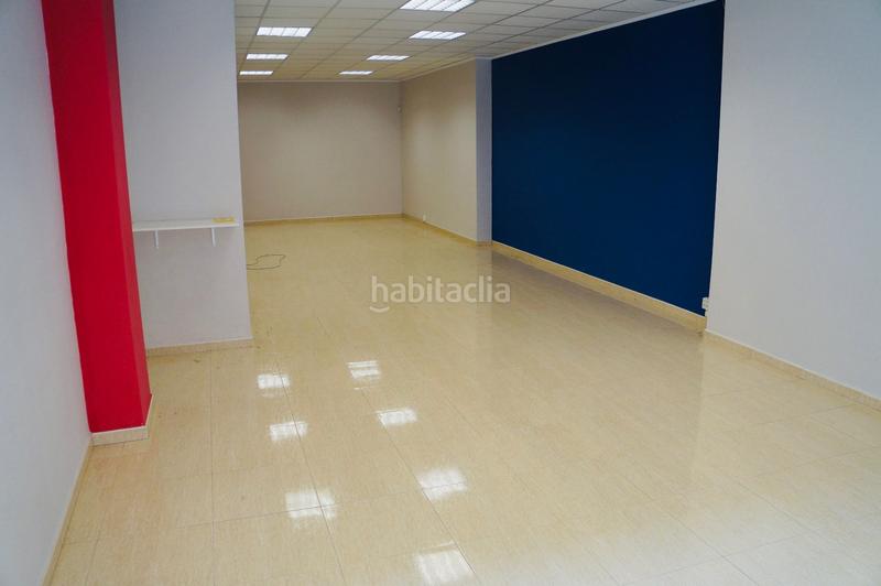 Foto 82d1f5f8-87d6-4341-9fda-0911f52495f4. Local comercial a Oliva pueblo Oliva