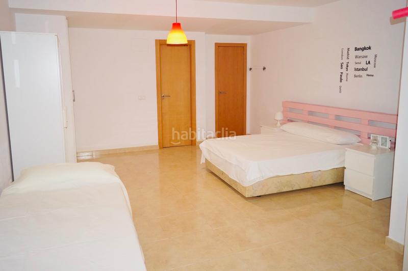 Foto 4b8ba3a2-7cc1-43d1-8d95-0e0b90a26a2f. Duplex con riscaldamento piscina in Oliva nova Oliva