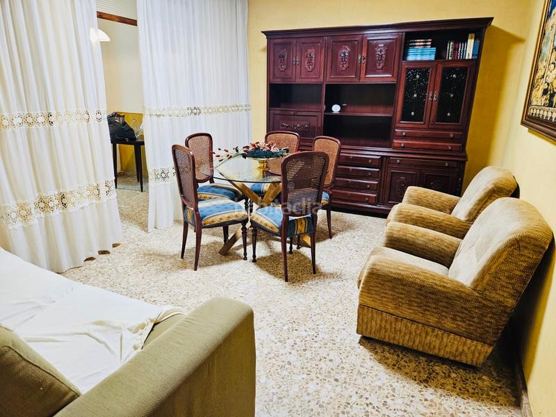 Foto 427ae56d-b1d9-4d21-b403-9dec6b906a26. Towny house with fireplace heating parking in Pego