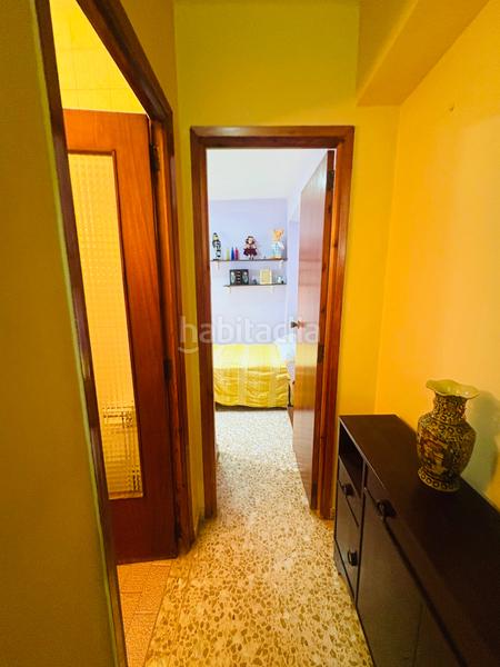 Foto c79dc1c6-2a9a-4cce-a661-d9f7a280f672. Towny house with fireplace heating parking in Pego