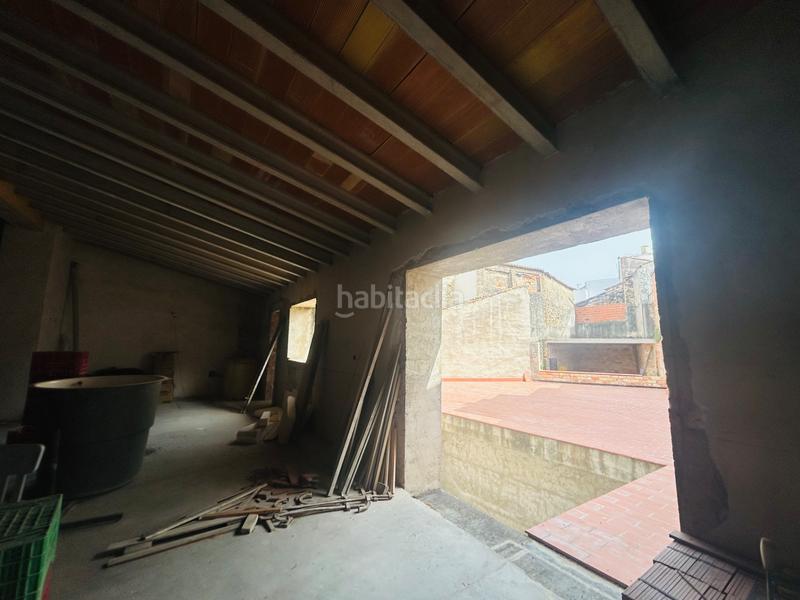 Foto 51fccaf5-ebb3-4805-bb6f-d0e935f07891. Edifici a Oliva pueblo Oliva