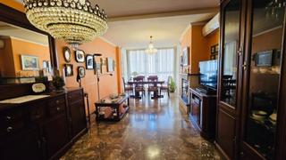 Appartement en Oliva Pueblo. Nuevo y amplsimo piso en el centro de oliva, con prking y tras