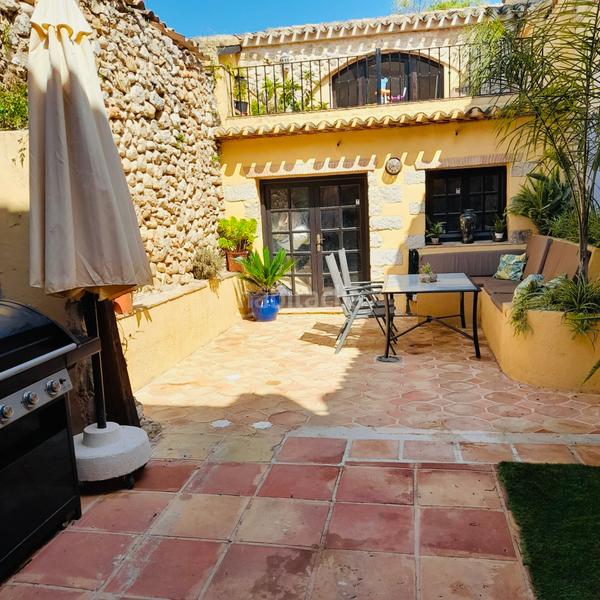 Foto 1c9ccc06-7574-4b01-82a5-12bc137d079b. Casa adossada amb xemeneia calefacció a Xaló