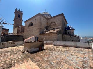 Casa adossada a Oliva Pueblo. Nueva y amplísima casa de pueblo en el centro de oliva!