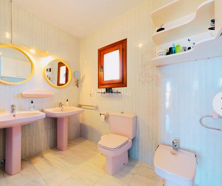 Foto 8f632942-eb99-4cb9-8d86-c2f05e1ce818. Chalet avec cheminée chauffage parking piscine dans Xàbia