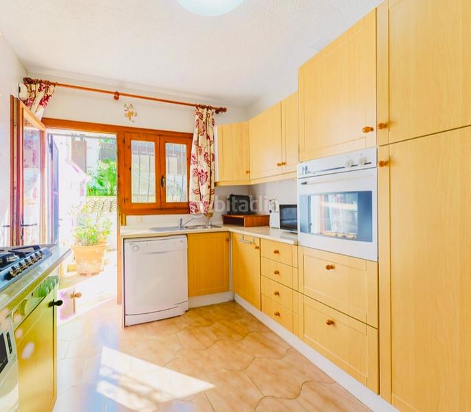 Foto b97b1121-1db6-4775-8bc2-f1a4f83e5ba1. Chalet avec cheminée chauffage parking piscine dans Xàbia