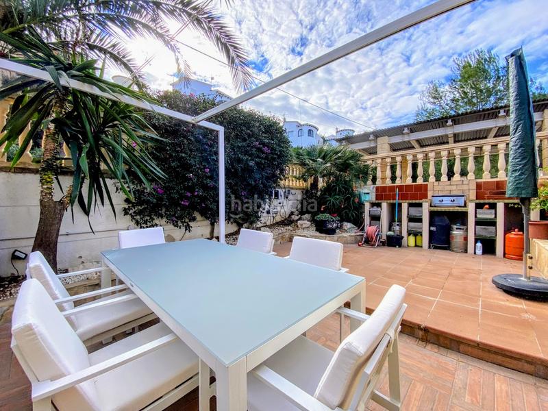 Foto 5b4d61f5-88b8-43fc-9bec-c6a3074d3fa5. Xalet amb xemeneia calefacció aparcament a Pedreguer