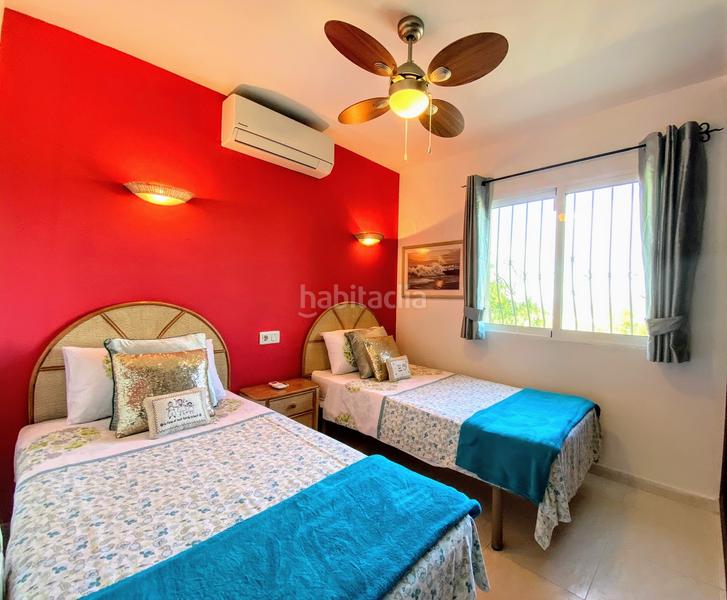 Foto eb0cfa1a-7ec3-4e35-854e-2b6882f87fd2. Xalet amb xemeneia calefacció aparcament a Pedreguer