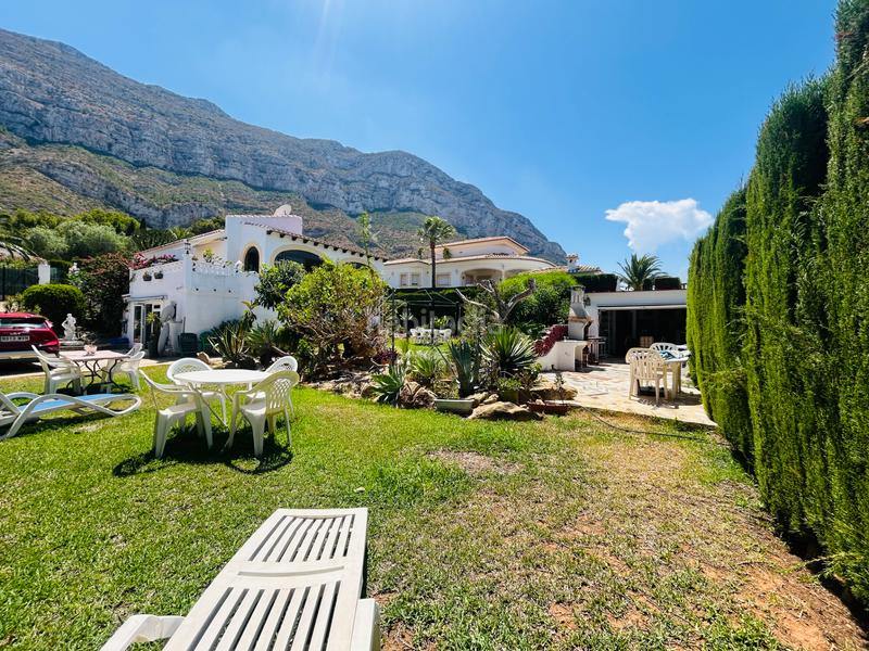 Foto 0245e402-72c6-49f9-8f0d-de22774288a3. Chalet avec cheminée chauffage parking dans El Montgó Dénia