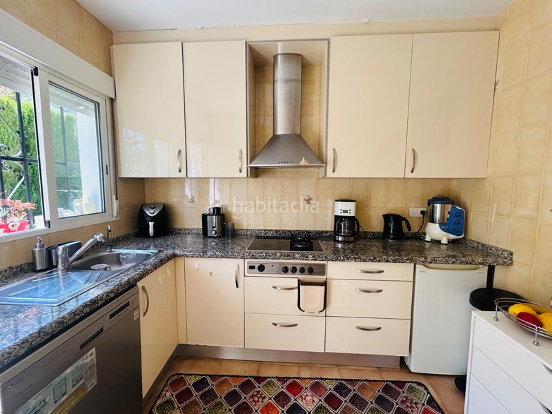 Foto 187e548d-ce08-4fff-b782-b07cbaf96e2d. Chalet avec cheminée chauffage parking dans El Montgó Dénia