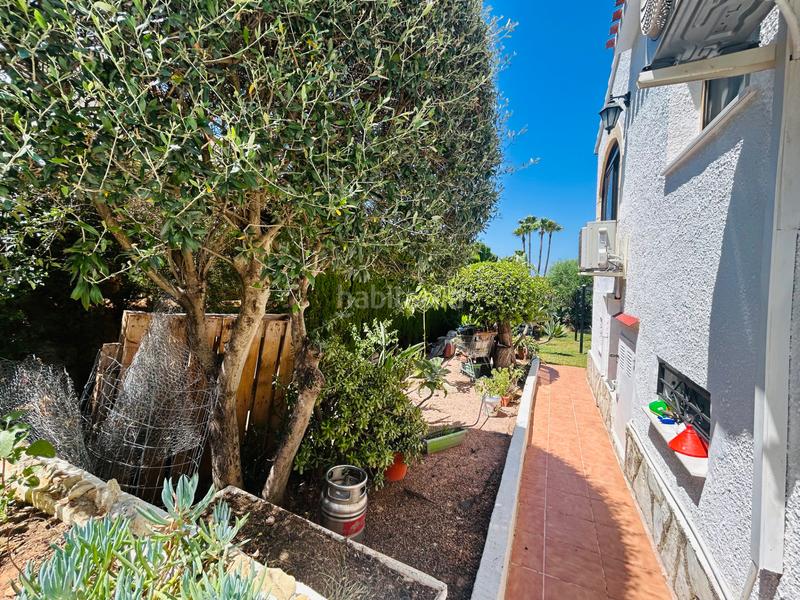 Foto a49ca860-a0fb-47c8-a581-e8080c7eb0d6. Chalet avec cheminée chauffage parking dans El Montgó Dénia