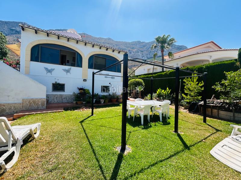 Foto ceb0d7ff-da15-4018-9d88-14a2796309c8. Chalet avec cheminée chauffage parking dans El Montgó Dénia