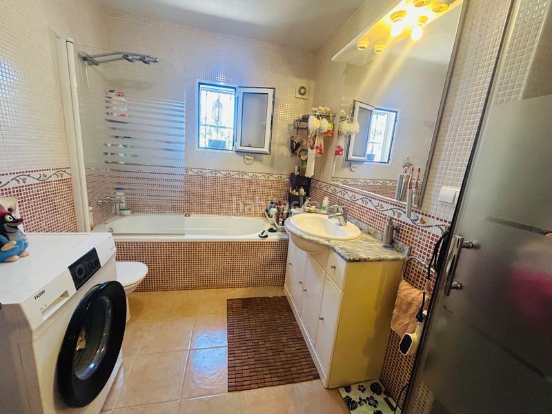 Foto d87602ed-013c-4f85-b77d-c61559f29088. Chalet avec cheminée chauffage parking dans El Montgó Dénia