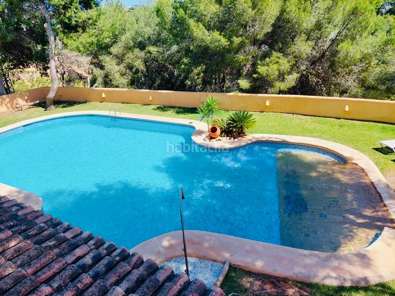 Foto b249caf4-6cdb-4fe2-9bc0-82bb729e0f32. Xalet amb calefacció aparcament piscina a Casco Urbano Moraira