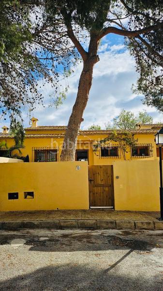 Foto fc6761c4-7e5d-4025-8735-8905e884e084. Xalet amb calefacció aparcament piscina a Casco Urbano Moraira