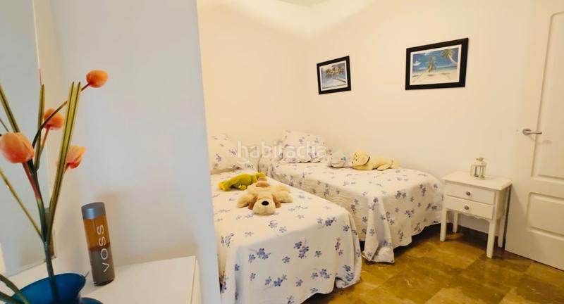 Foto 3c5e5e77-4c9c-41e8-8b81-336ed978023e. Piso nuevo y precioso apartamento en venta , con párking y piscina, junto al puerto, a 150 metros de la playa! en Dénia