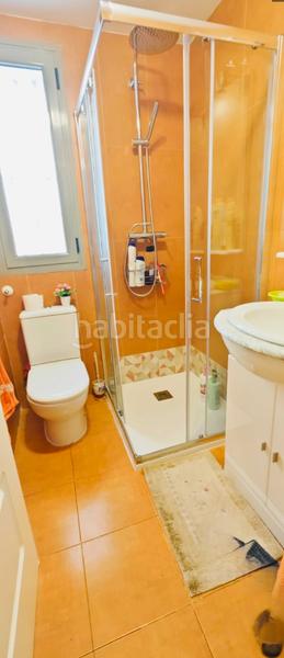 Foto d9c4d44d-a9be-4e6c-8180-f5823ad13412. Piso nuevo y precioso apartamento en venta , con párking y piscina, junto al puerto, a 150 metros de la playa! en Dénia