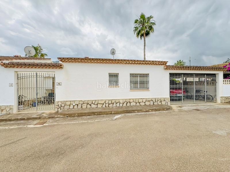 Foto 2bf590ea-a533-4ece-a74b-7b89f3ca650b. Chalet nuevo y precioso chalet adosado en venta, , a los pies dEl Montgó! en Dénia