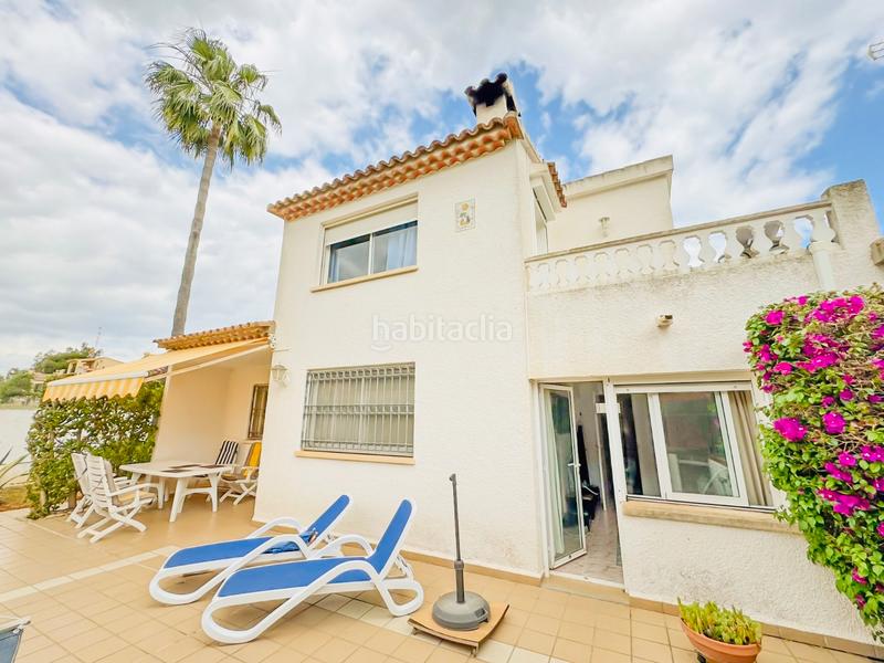 Foto 3b047dd4-d974-458e-808e-910ce9897889. Chalet nuevo y precioso chalet adosado en venta, , a los pies dEl Montgó! en Dénia
