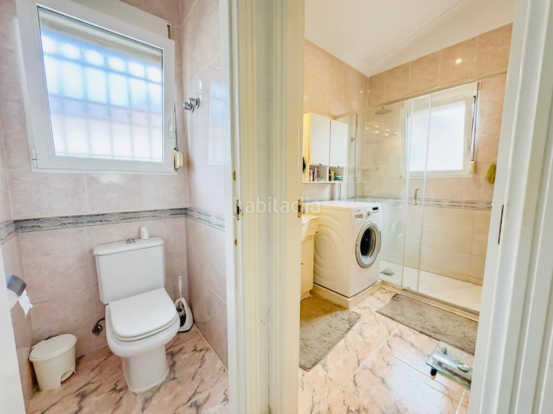 Foto 57864fde-754b-4f28-83c8-116b935b2b74. Chalet nuevo y precioso chalet adosado en venta, , a los pies dEl Montgó! en Dénia