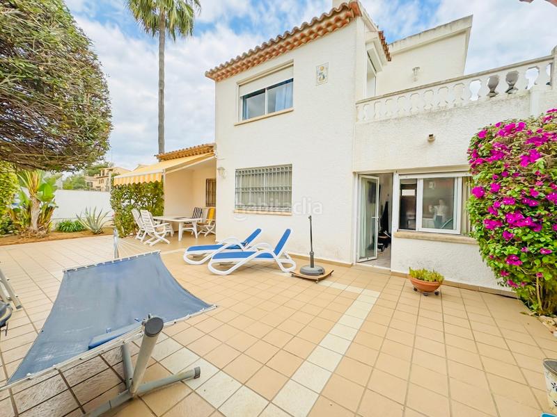 Foto 9f8f1ac8-af7b-4022-9a55-6cb55588988d. Chalet nuevo y precioso chalet adosado en venta, , a los pies dEl Montgó! en Dénia