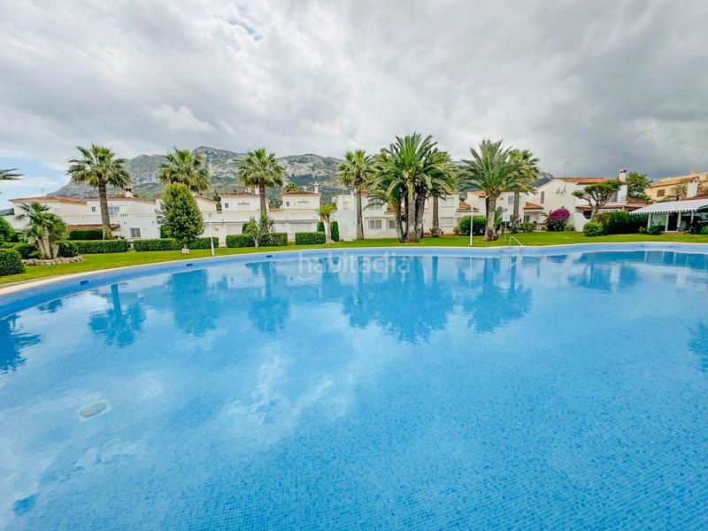 Foto b4c3ee92-a93a-4a1d-a859-802b48be8992. Chalet nuevo y precioso chalet adosado en venta, , a los pies dEl Montgó! en Dénia