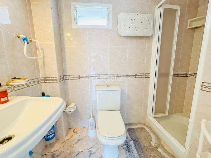 Foto ee8aaa8b-0d50-4f76-8f26-3ad00eb5e45e. Chalet nuevo y precioso chalet adosado en venta, , a los pies dEl Montgó! en Dénia